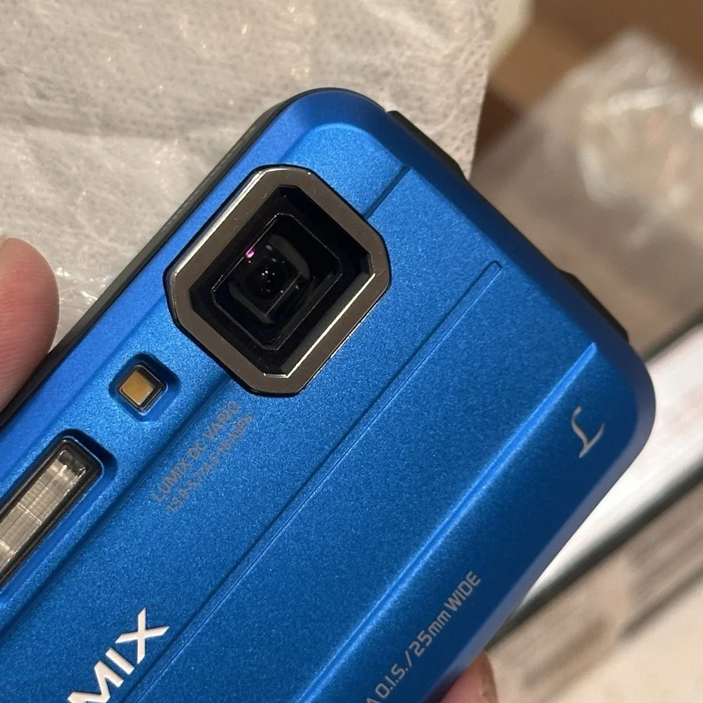 Panasonic LUMIX Dmc-TS30 Waterproof Digicam Blue Digital Camera USED - CIB